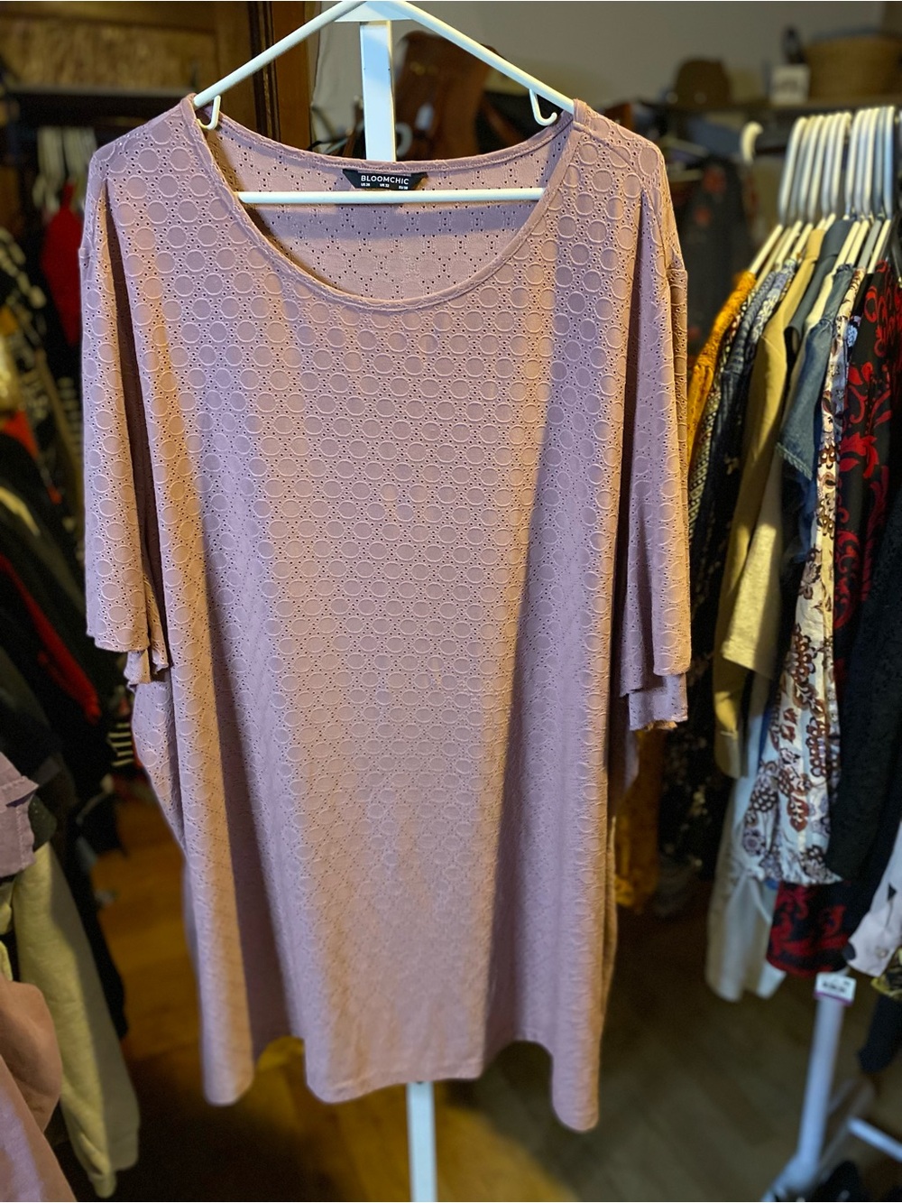 BloomChic Dusty Mauve Eyelet Short Sleeve Tunic